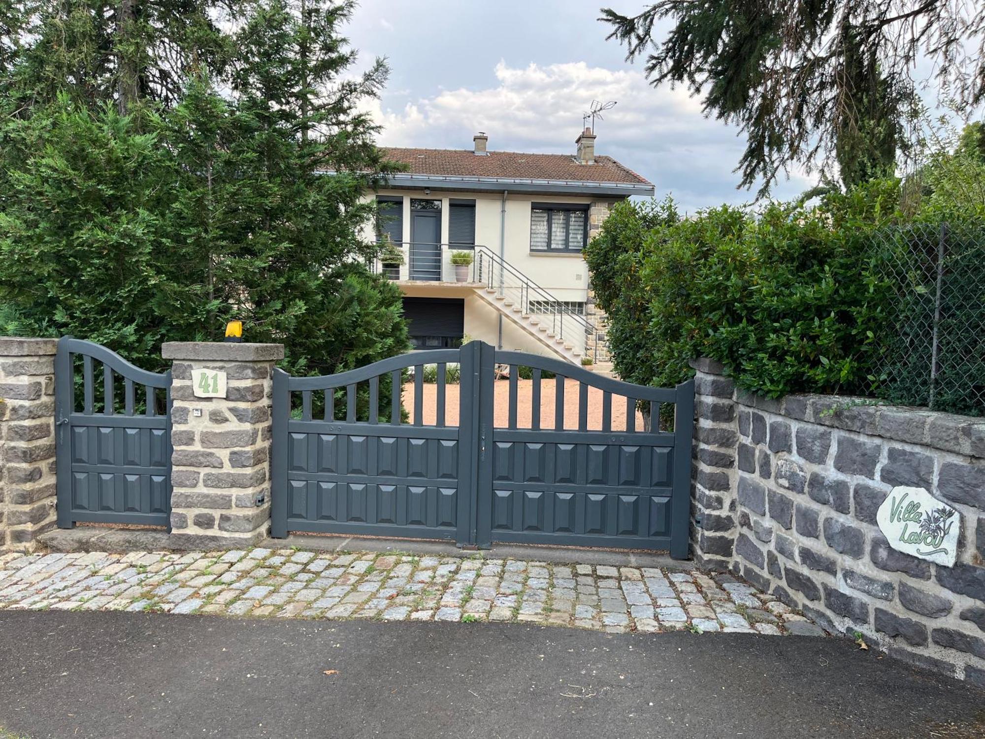 Villa Lavou Роят Екстериор снимка
